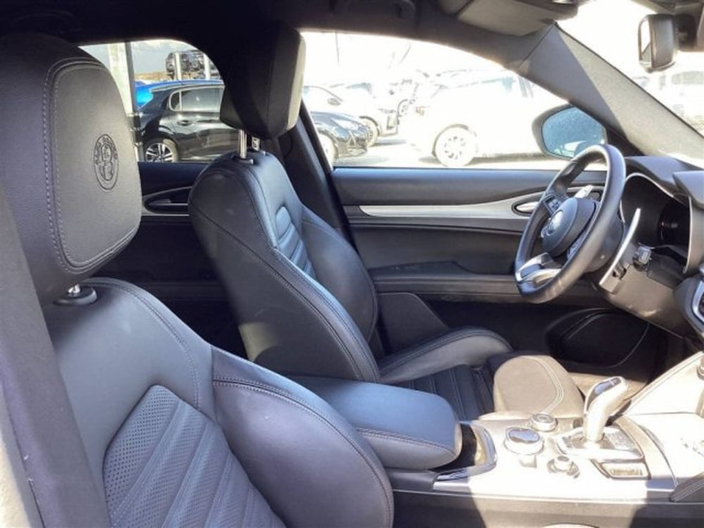 Alfa Romeo Stelvio usata a Aosta (6)