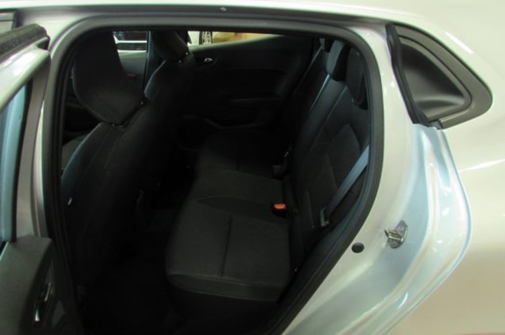 Renault Clio usata a Milano (13)
