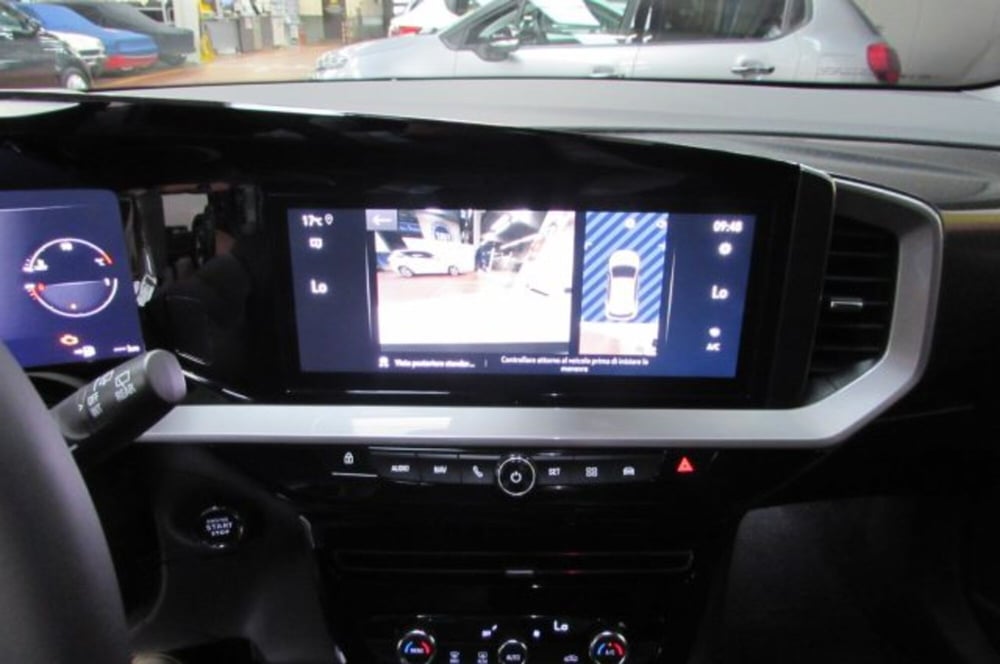 Opel Mokka usata a Milano (10)