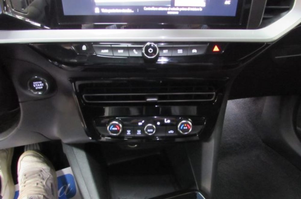 Opel Mokka usata a Milano (11)