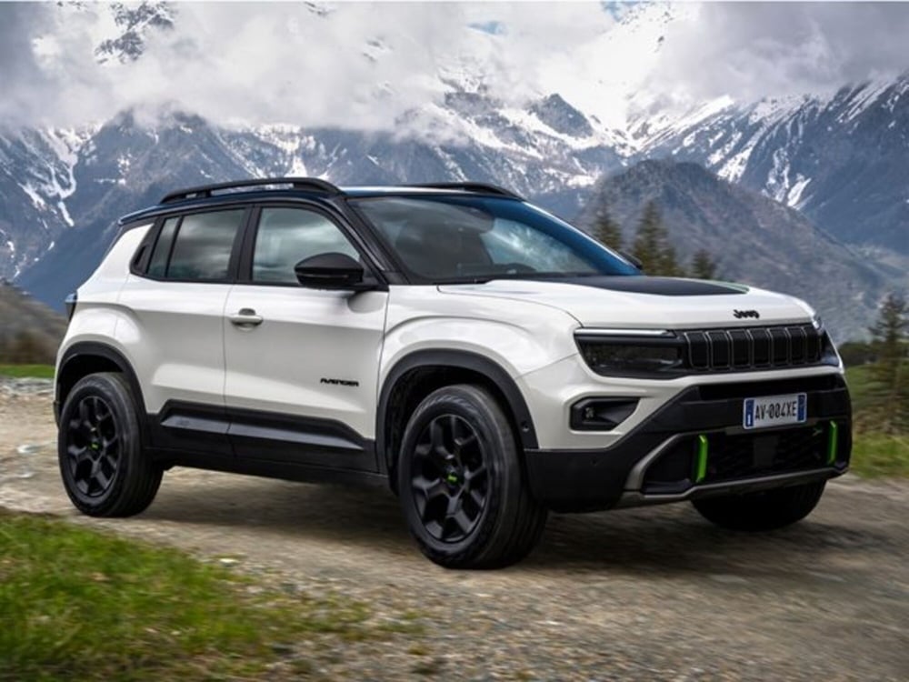 Jeep Avenger nuova a Milano