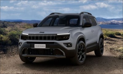 Jeep Avenger 1.2 turbo e-hybrid mhev Upland 4xe 145cv edct6 nuova a Rho