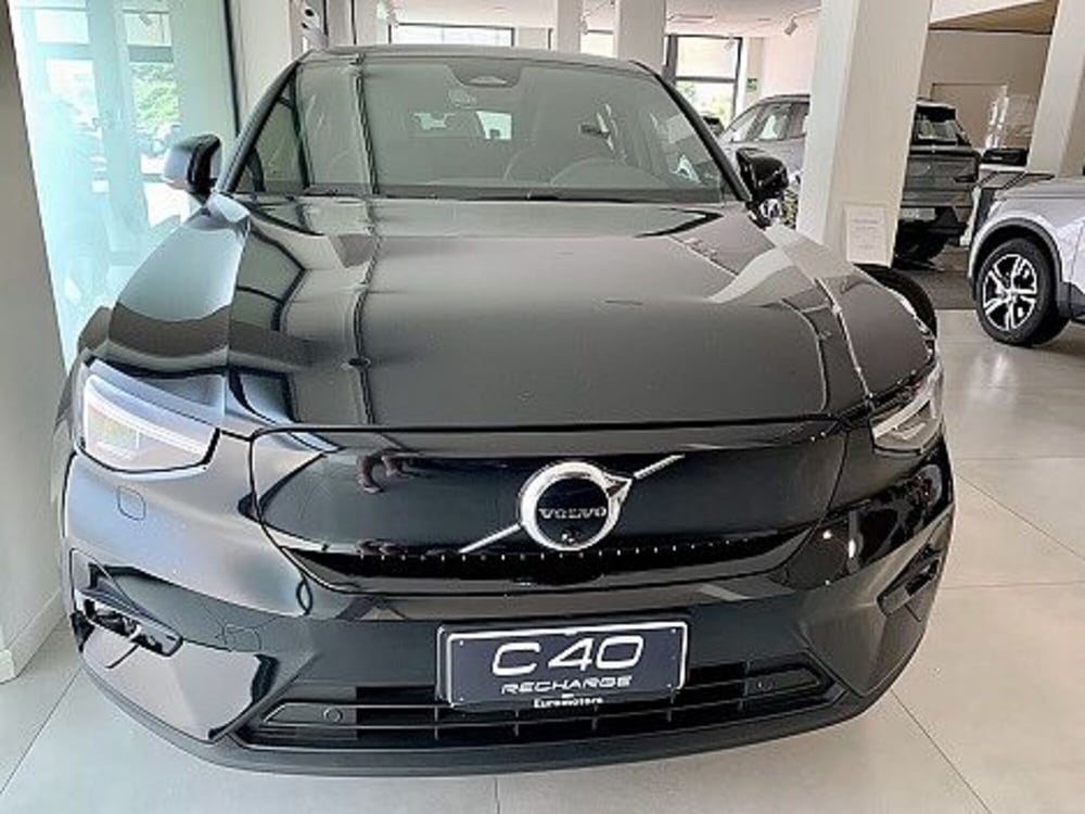 Volvo C40 nuova a Macerata (6)