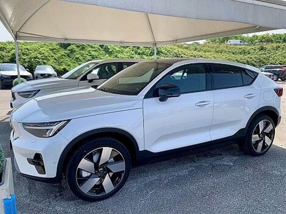 Volvo C40 nuova a Macerata