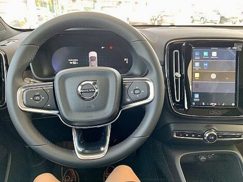 Volvo C40 nuova a Macerata (11)