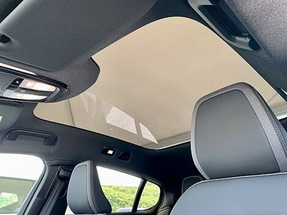 Volvo C40 nuova a Macerata (18)