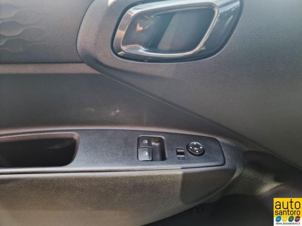 Hyundai i10 usata a Salerno (11)