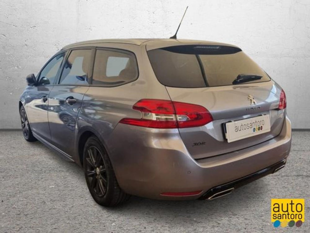 Peugeot 308 SW usata a Salerno (4)