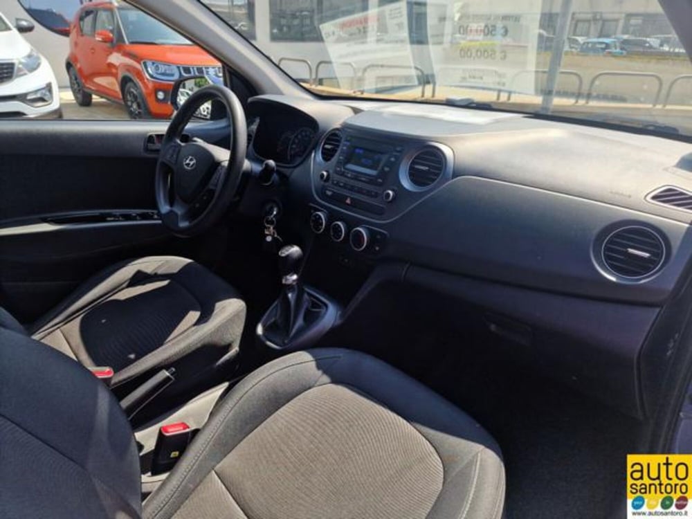 Hyundai i10 usata a Salerno (19)