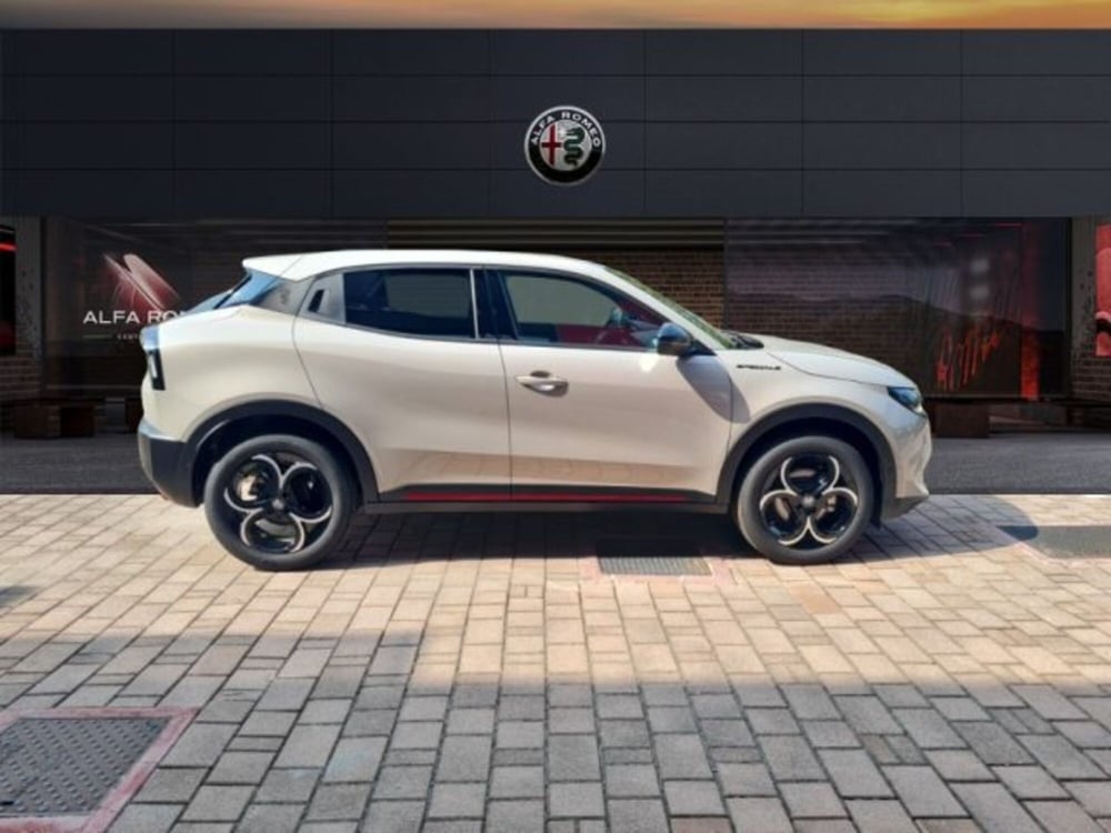 Alfa Romeo Junior nuova a Monza e Brianza (4)