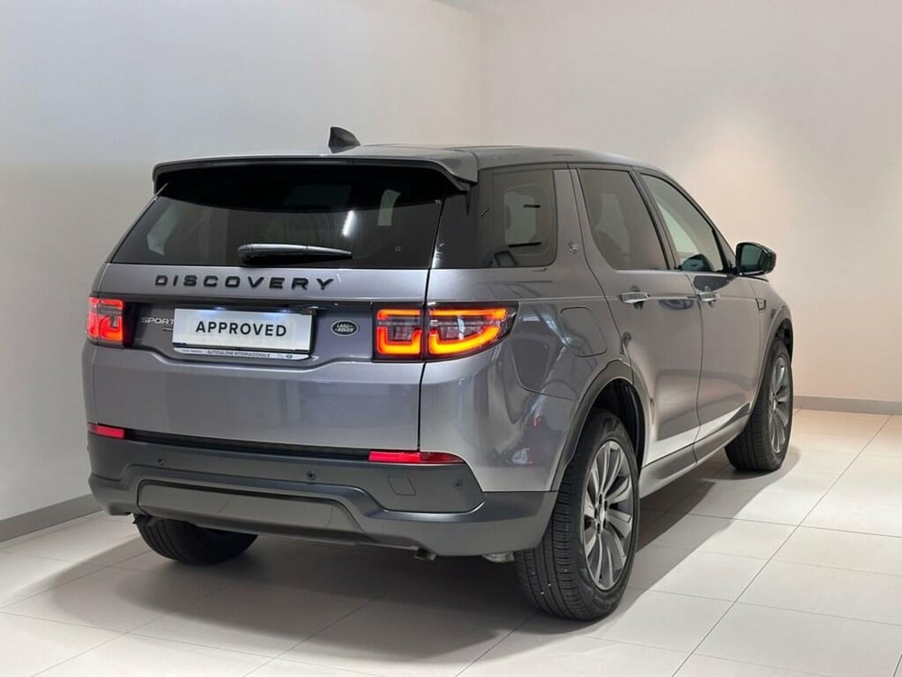 Land Rover Discovery Sport usata a Varese (2)