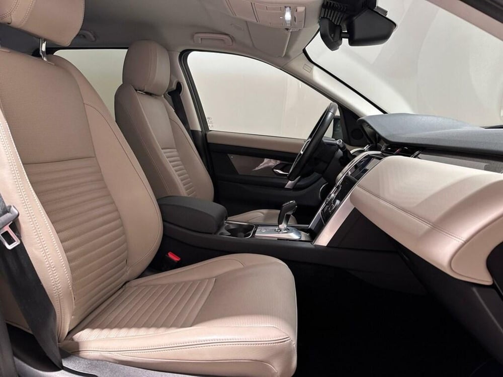 Land Rover Discovery Sport usata a Varese (3)