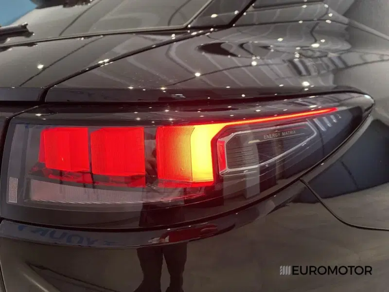 Omoda Omoda 9 SHS-P nuova a Bari (9)