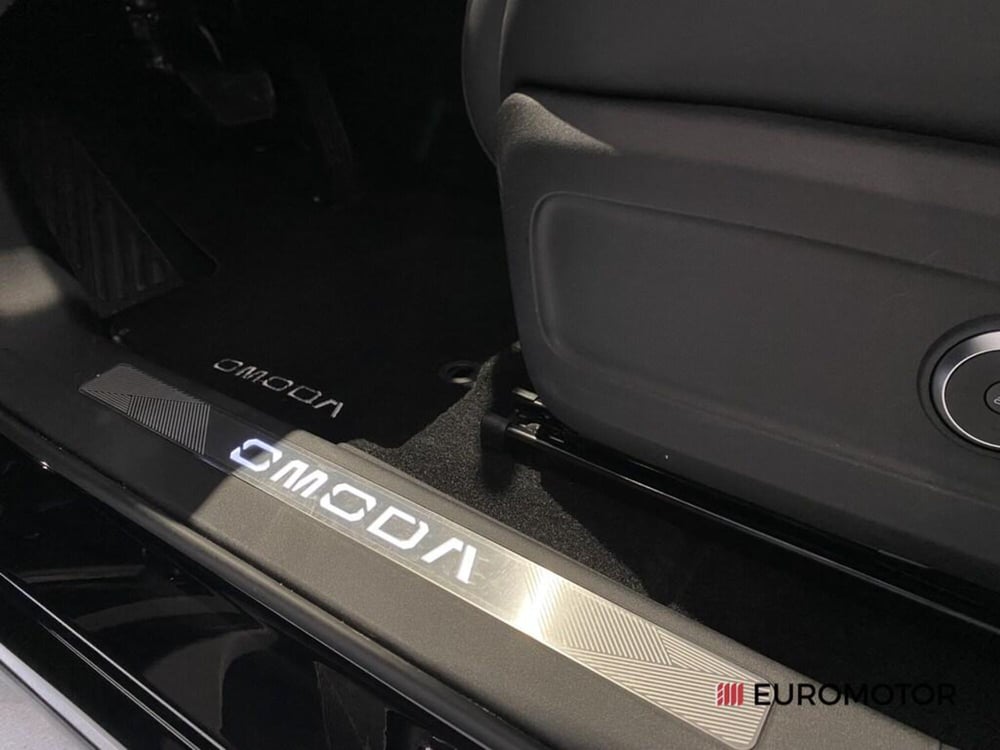 Omoda Omoda 9 nuova a Bari (14)