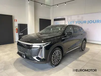 Omoda Omoda 9 SHS-P 1.5 tgdi phev Premium i-awd nuova a Modugno