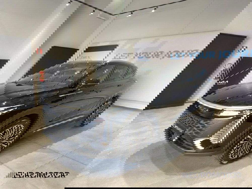 Omoda Omoda 9 SHS-P nuova a Bari