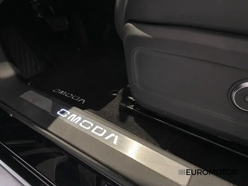 Omoda Omoda 9 SHS-P nuova a Bari (14)