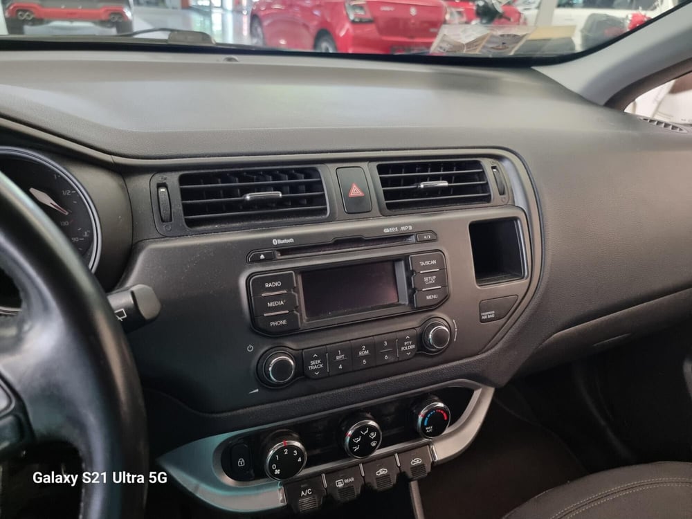 Kia Rio usata a Alessandria (6)