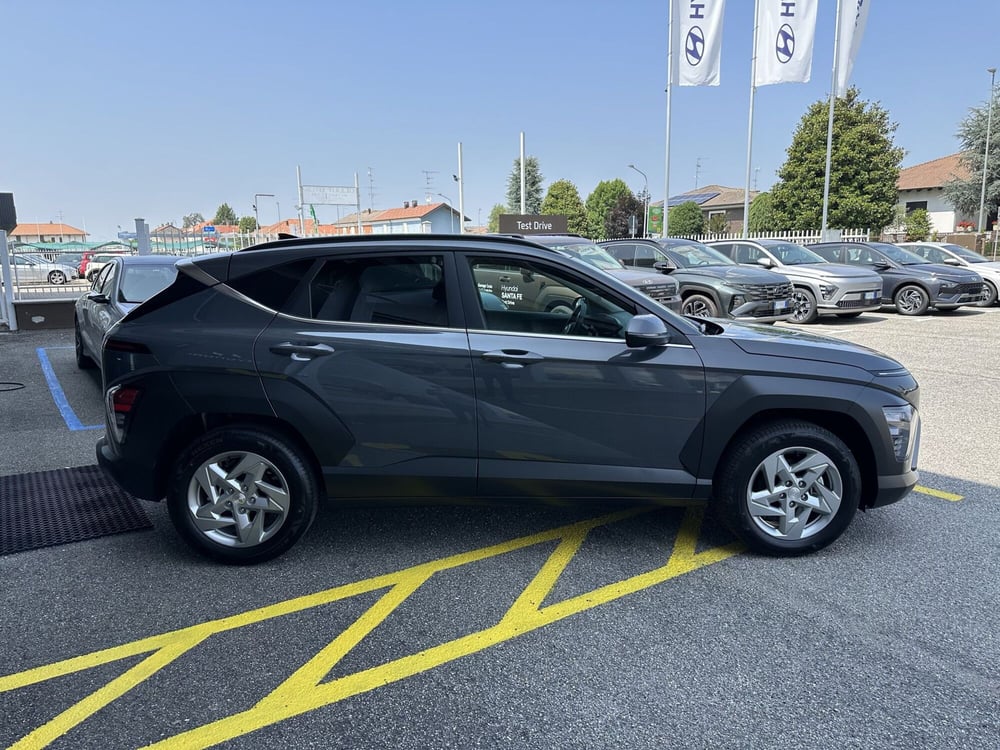 Hyundai Kona nuova a Vercelli (4)