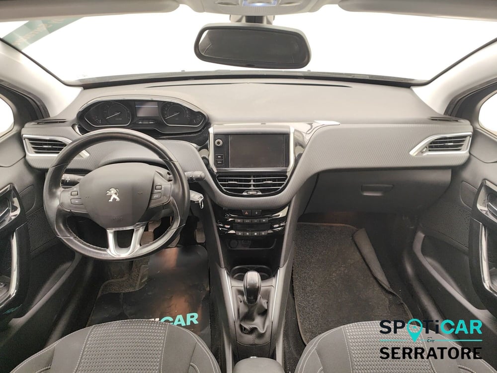 Peugeot 208 usata a Como (14)