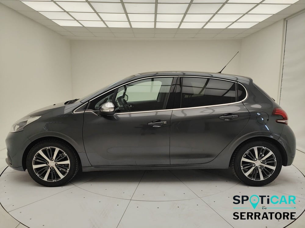 Peugeot 208 usata a Como (4)