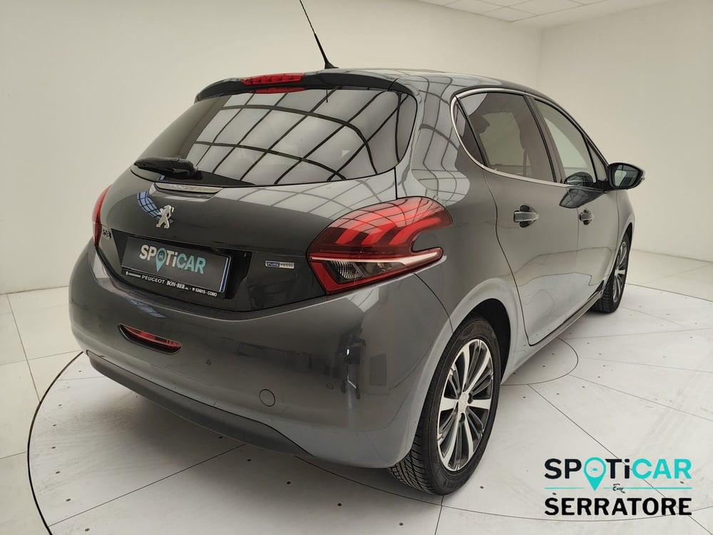 Peugeot 208 usata a Como (5)