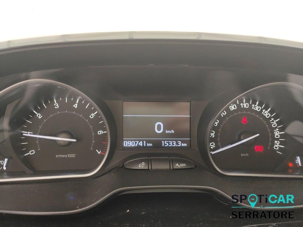Peugeot 208 usata a Como (9)