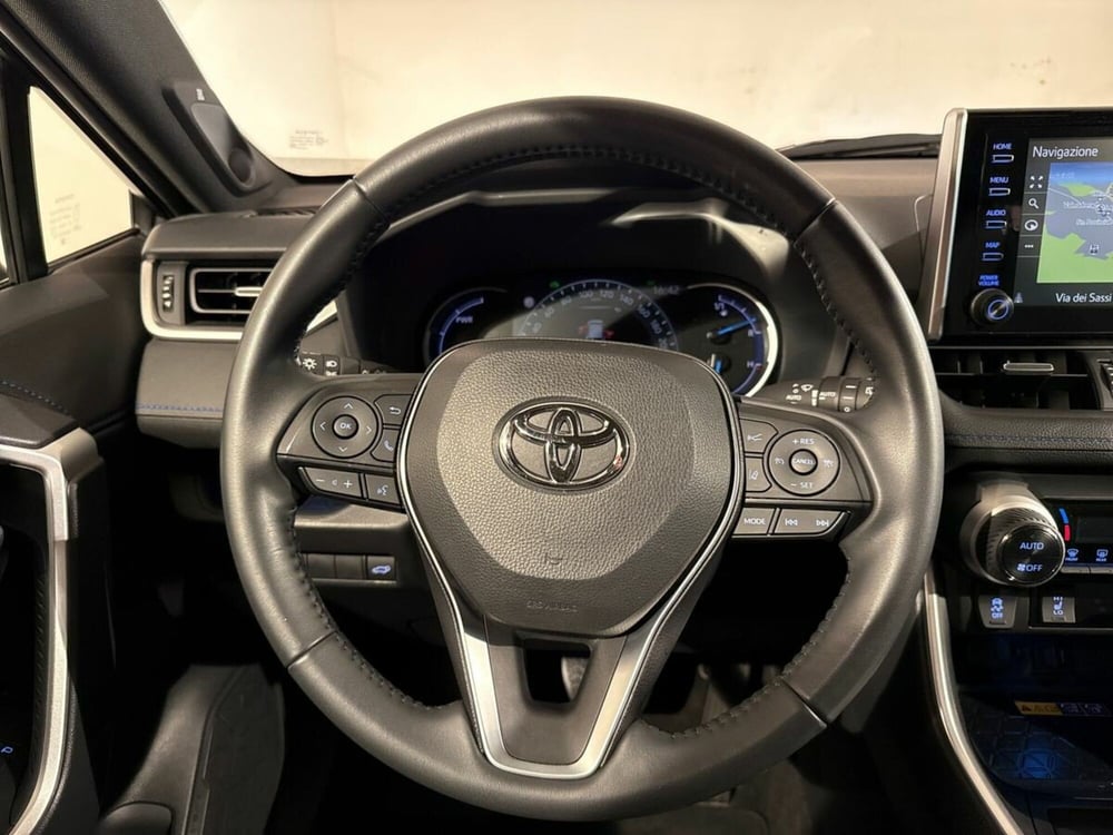Toyota Rav4 usata a Lecco (11)