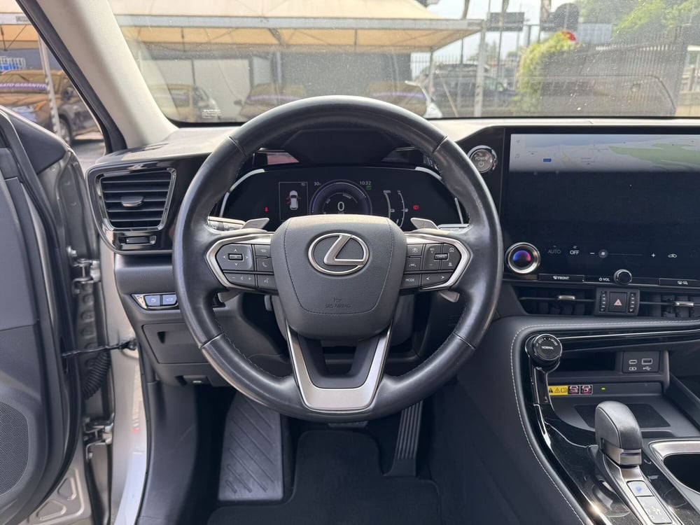 Lexus NX usata a Como (9)