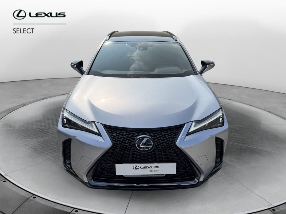Lexus UX usata a Como (5)