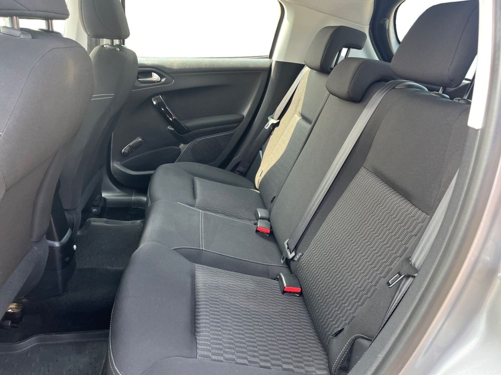 Peugeot 208 usata a Modena (11)