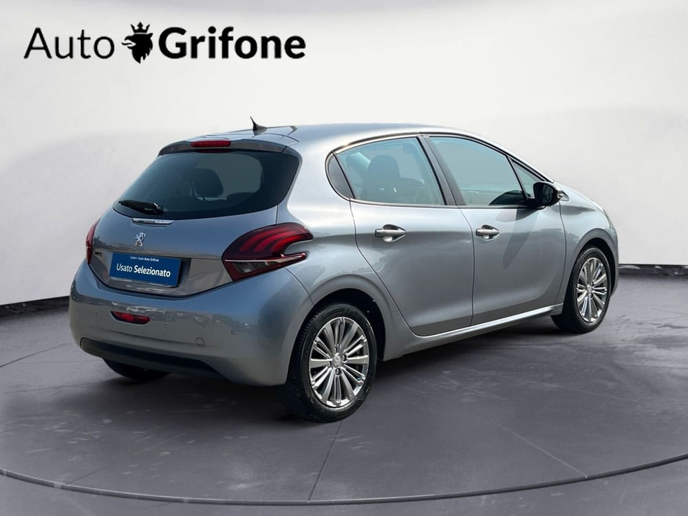 Peugeot 208 usata a Modena (8)