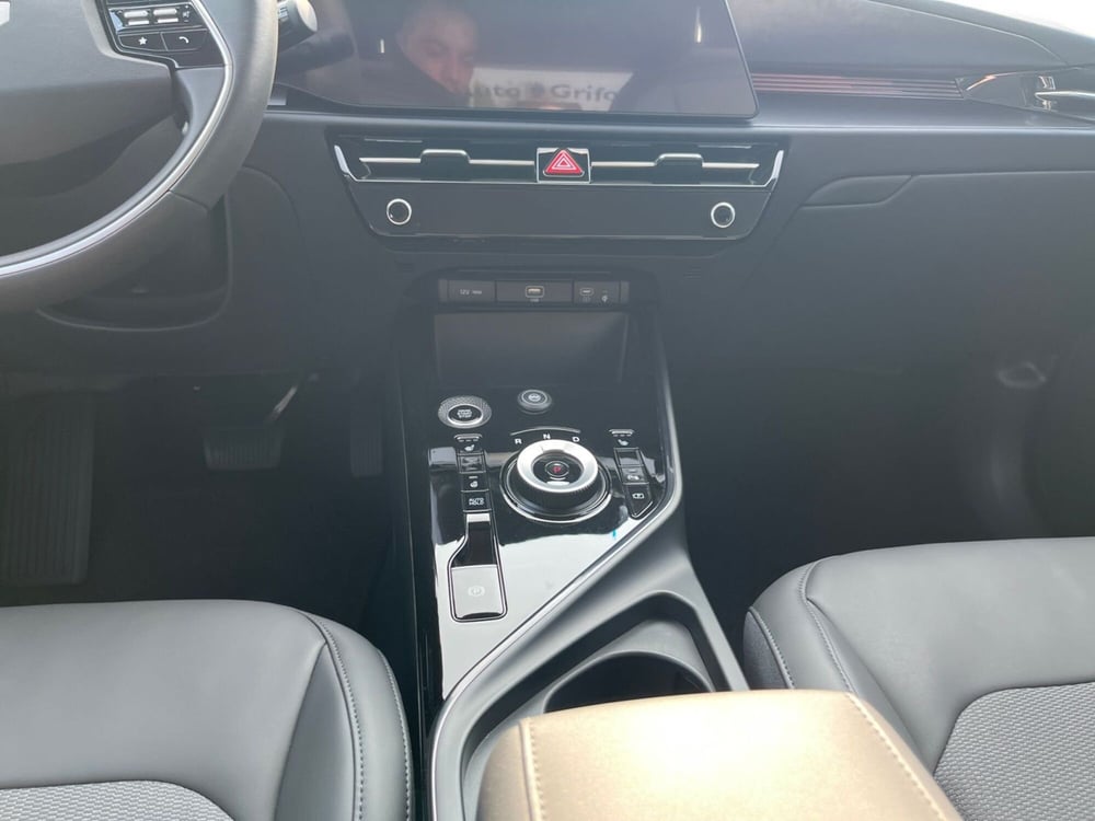 Kia Niro nuova a Modena (13)