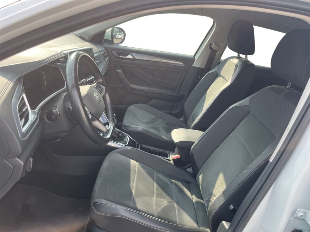 Volkswagen T-Roc usata a Modena (15)