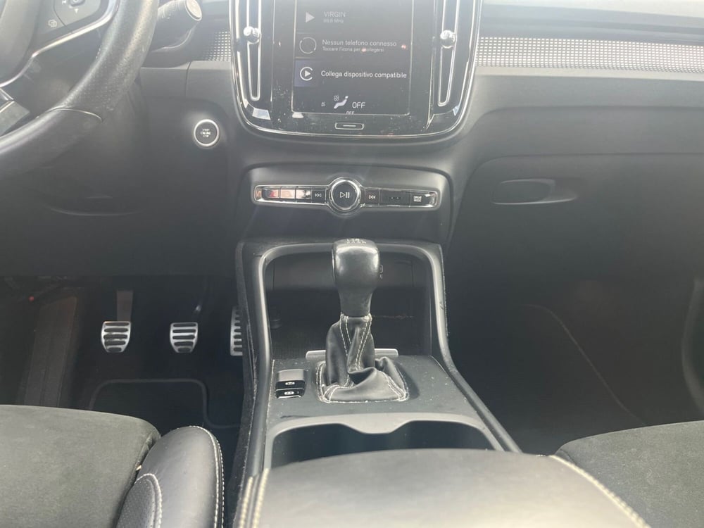 Volvo XC40 usata a Modena (13)