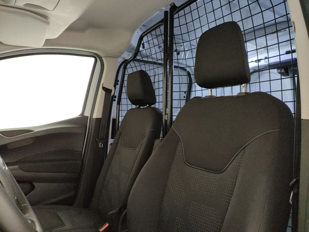 Ford Transit Courier usata a Roma (11)