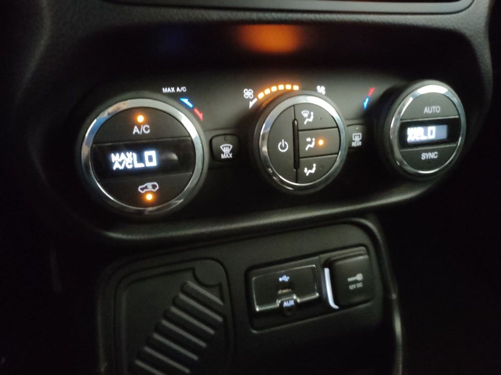 Jeep Renegade usata a Roma (14)