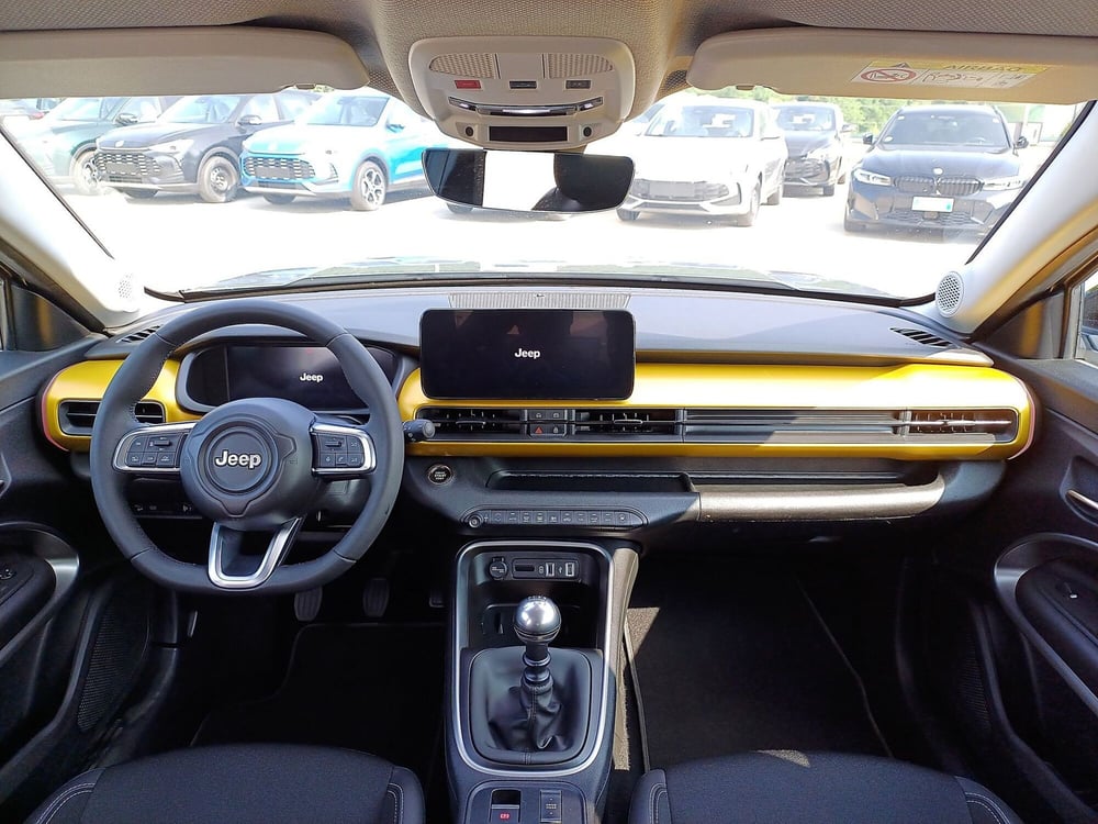 Jeep Avenger usata  (8)