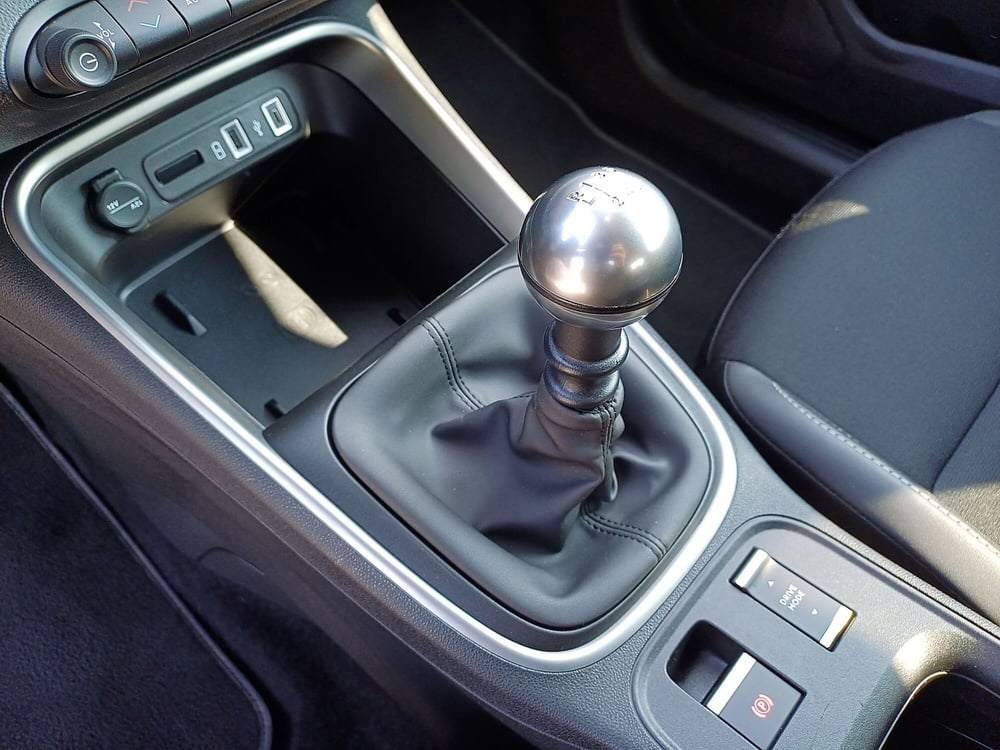 Jeep Avenger usata  (9)