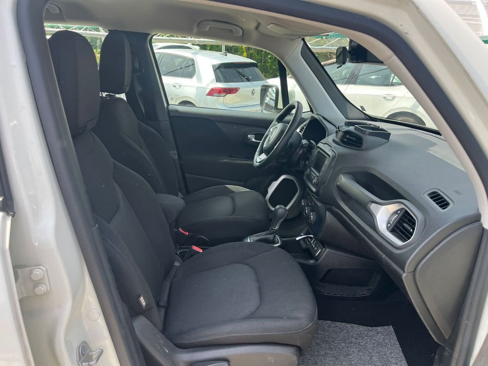 Jeep Renegade usata a Milano (12)