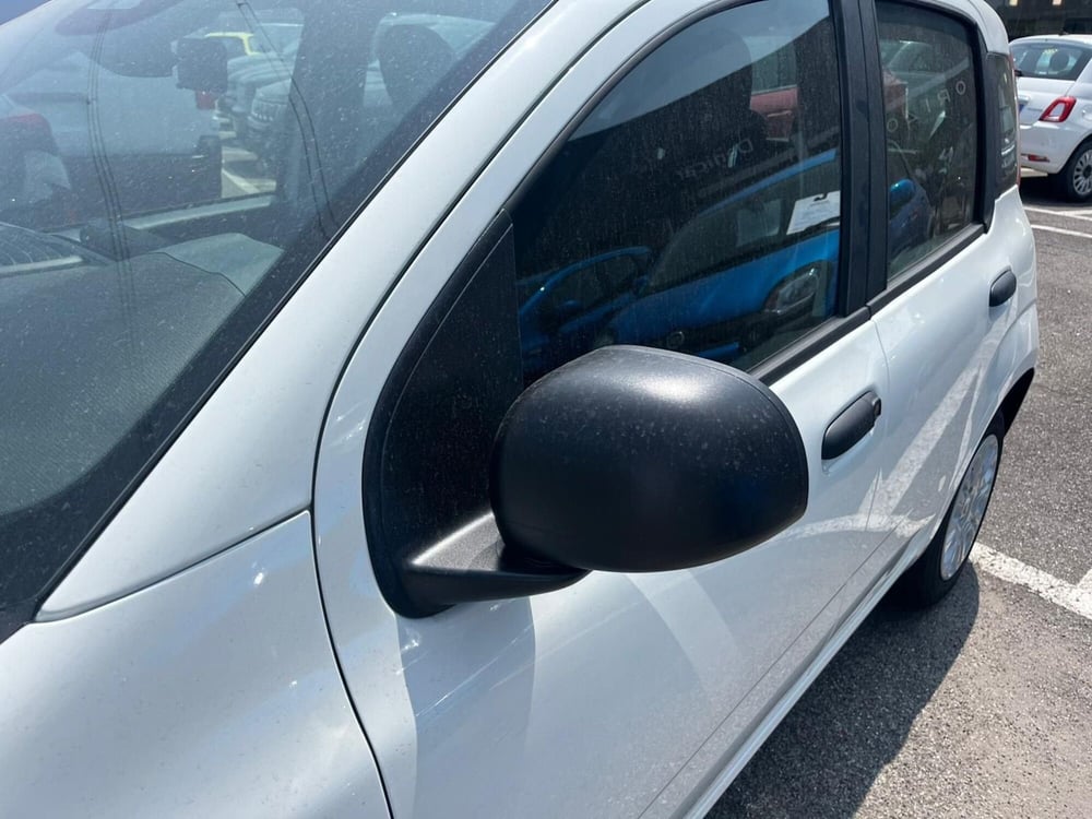 Fiat Panda Cross nuova a Milano (12)