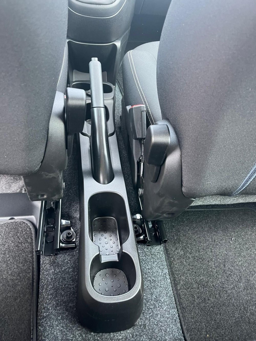 Fiat Panda Cross nuova a Milano (19)