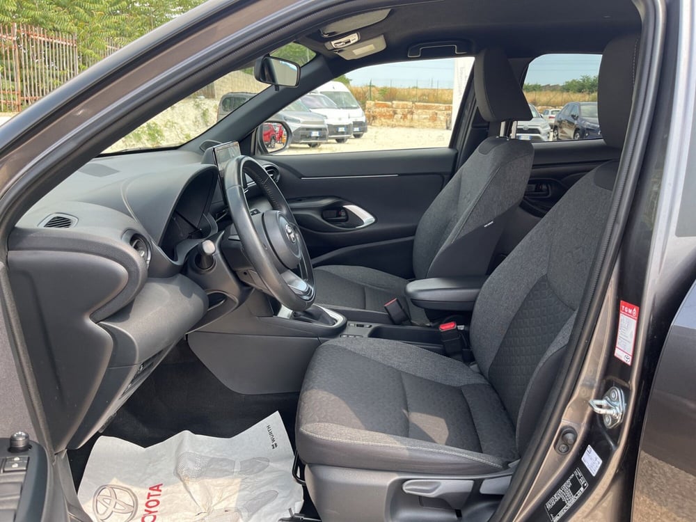 Toyota Yaris Cross usata a Ragusa (9)