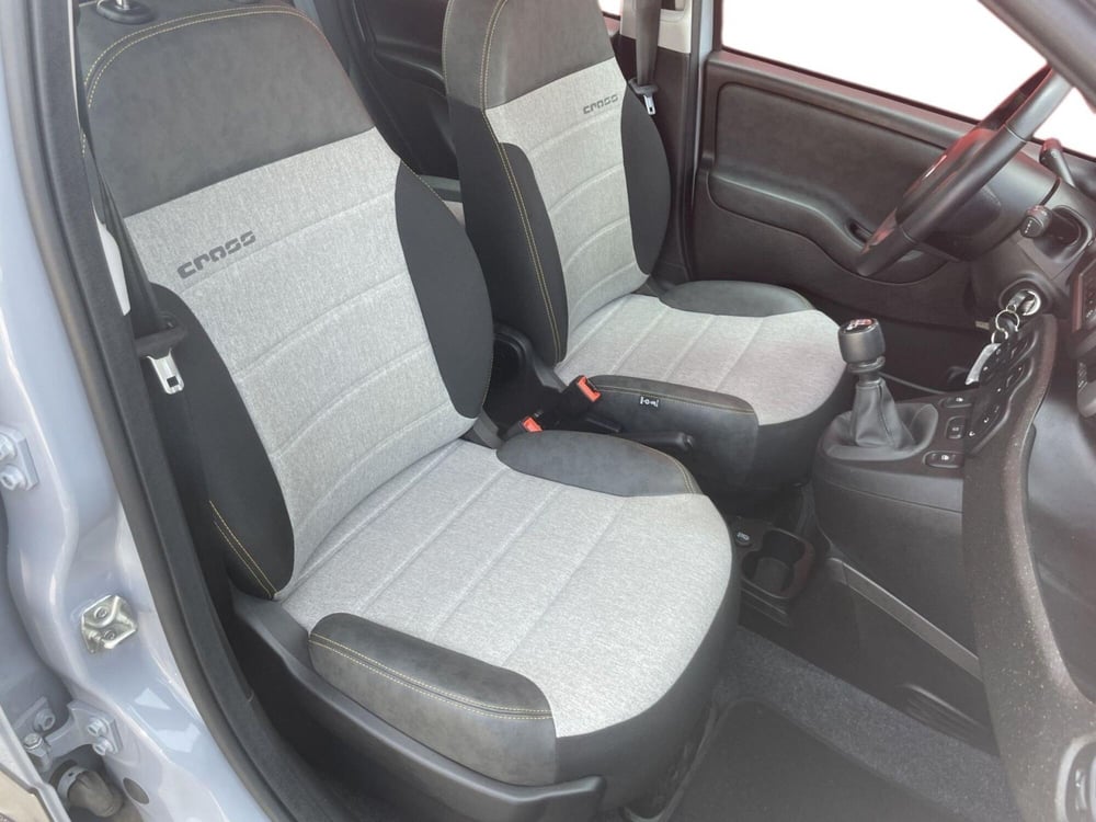 Fiat Panda Cross usata a Pistoia (17)