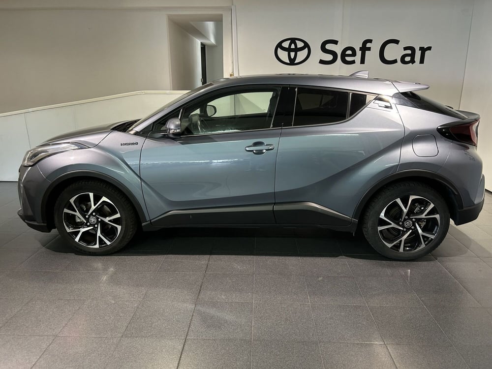 Toyota Toyota C-HR usata a Milano (3)