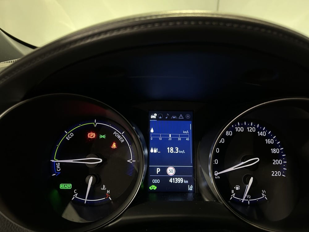 Toyota Toyota C-HR usata a Milano (13)