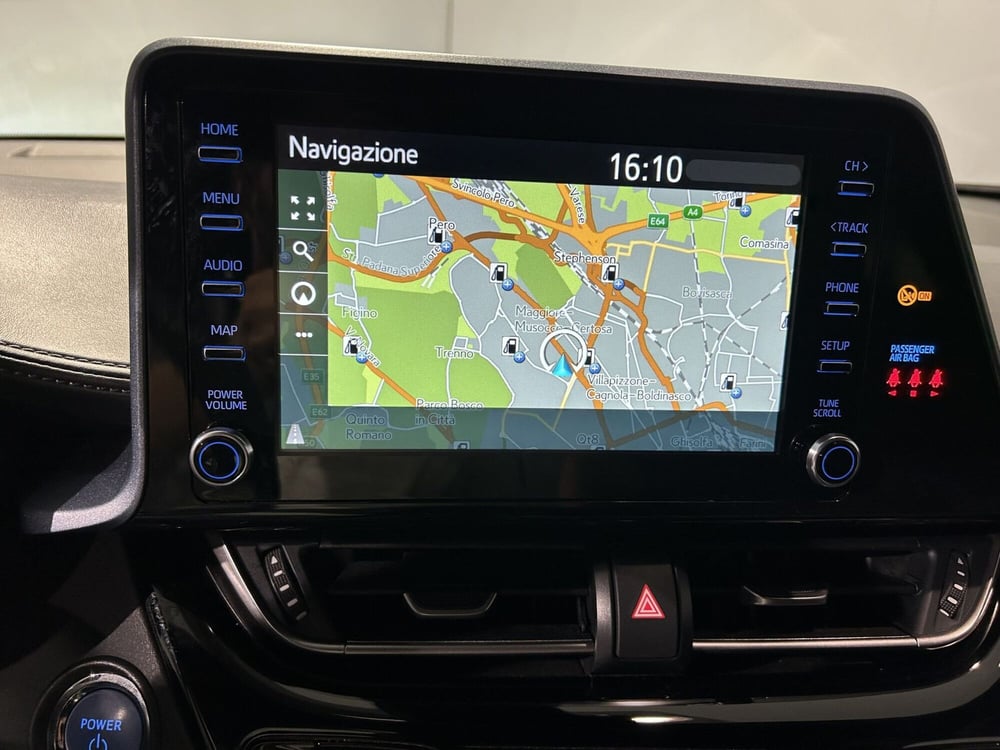 Toyota Toyota C-HR usata a Milano (15)