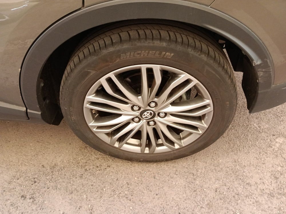 Toyota Toyota C-HR usata a Milano (14)
