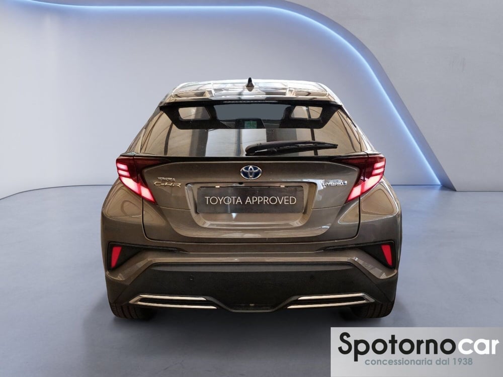 Toyota Toyota C-HR usata a Milano (4)