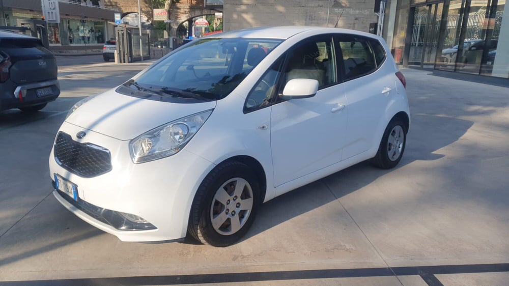 Kia Venga usata a Napoli (4)